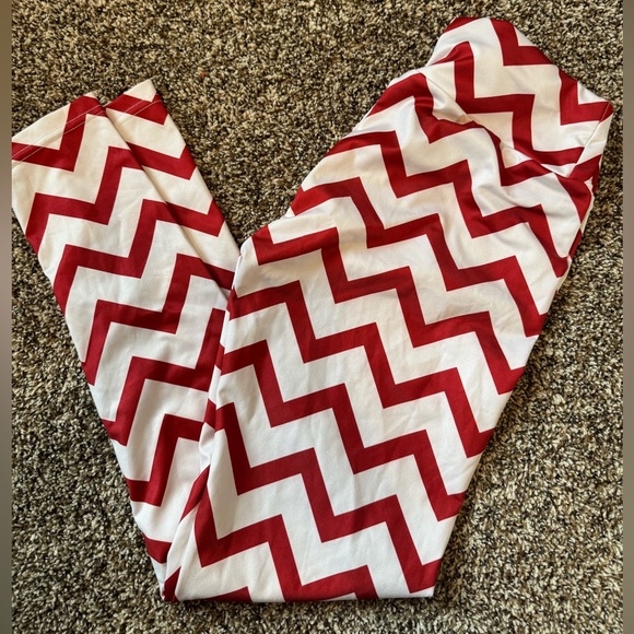 Chevron Polyester Leggings - Picture 2 of 2